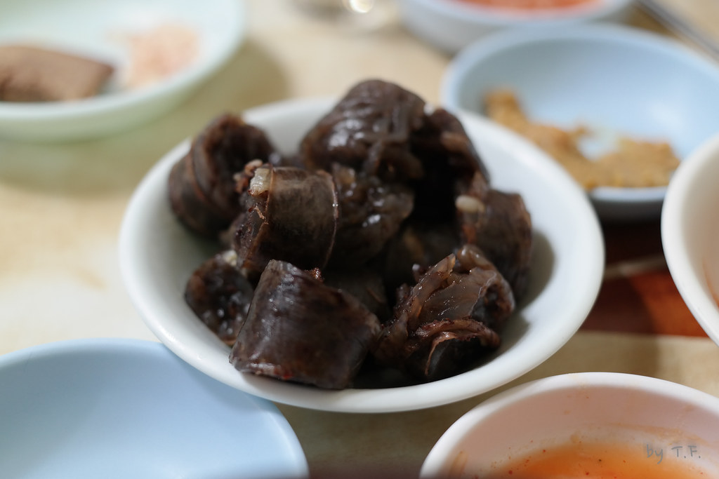 sondae sundae boudin noir coreen intestin street food delice