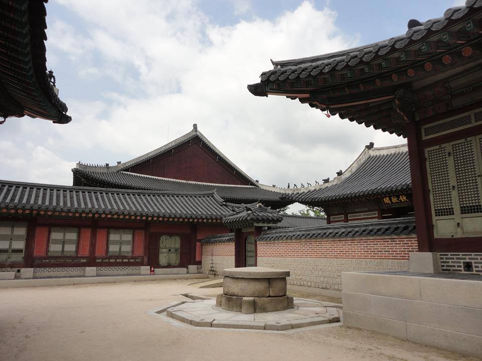 palais royal traditionnel coréen Gyeongbokgung Séoul lieux à visiter en Corée du sud