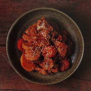 porc braisé épicé plat coréen typique dwaejijjim